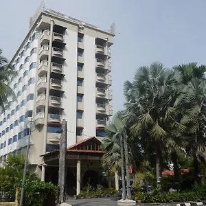 https://eagle-bay-hotel.tophotelslangkawi.com